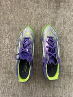 crampons de football Adidas F50 violet/vert pointure 38