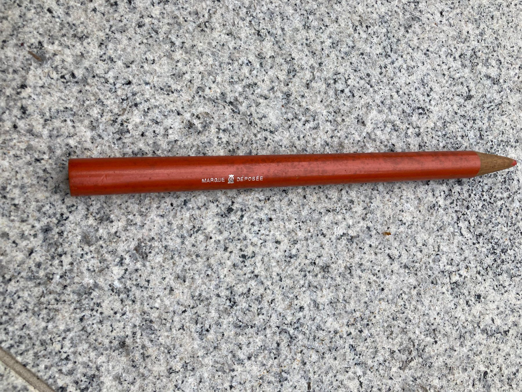 Stifte & Marker: Antiker oranger Markierstift Crayon Gommeux – Gebraucht aus Schenkon von Angelikahu 2