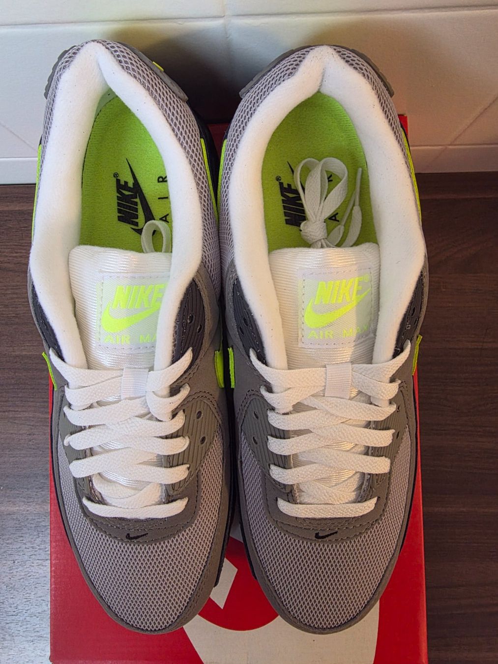 Nike Herrenschuhe: Nike Air Max 90 – Neu und originalverpackt aus Fleurier von dav_xx8y 2