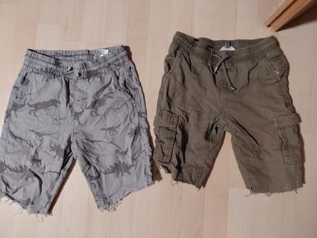 140 2x abgeschnittene Hose / Shorts