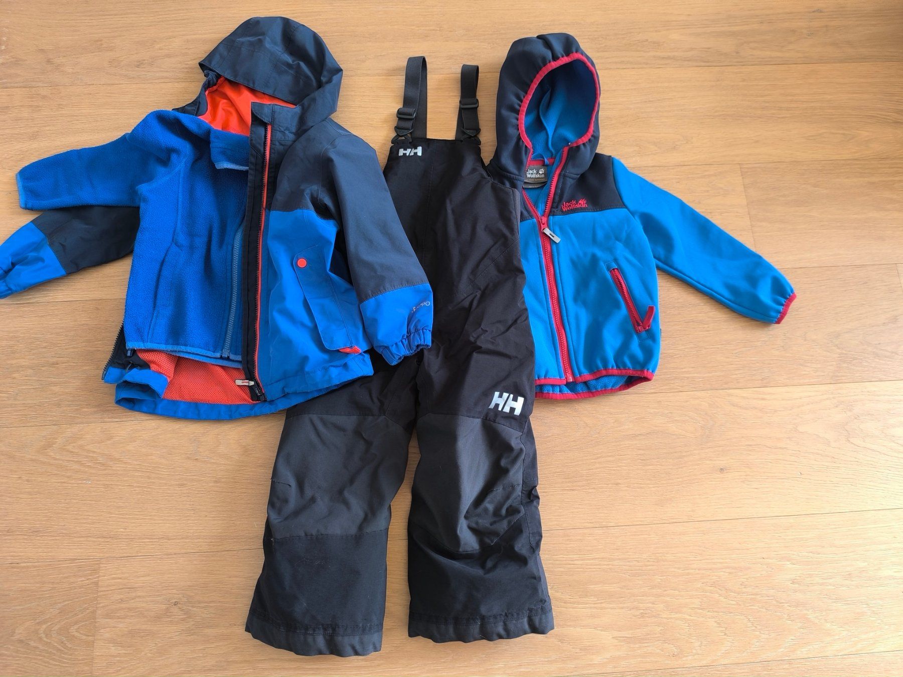 Kleiderpakete & -sets: 3-teiliges Winterset Grösse 104 – Gebraucht aus Zimmerwald von Bimar 1