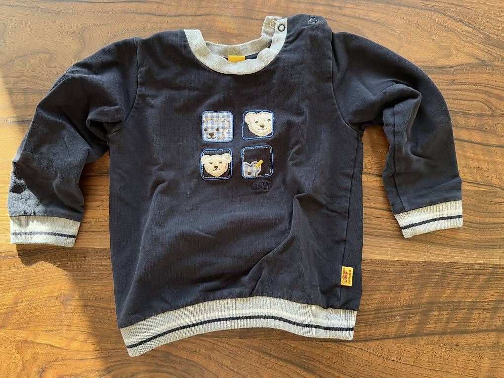Steiff Maglioni & Felpe: Pullover Bärchen von Steiff Gr.80 dunkelblau – Usato da Winterthur venduto da jgroeble