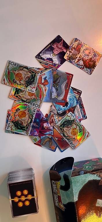 Sammelbilder & Trading cards: Cartes et jetons dragon ball super  – Gebraucht aus Genève von m10_t92f 2