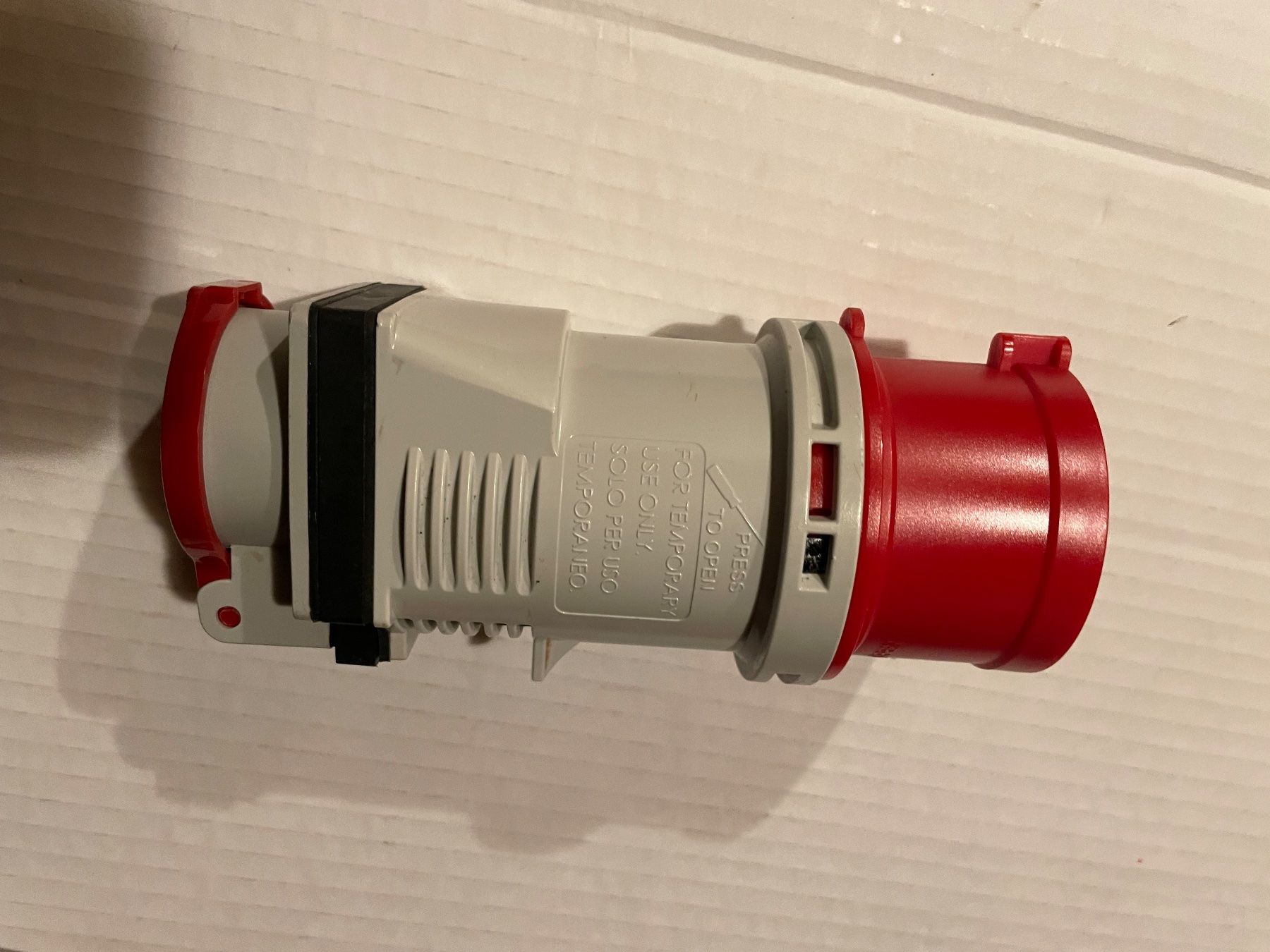 Unità & Adattatore: Adapter Stecker Übergang CEE16 auf T25 – Usato da Huttwil venduto da Bolpa 4