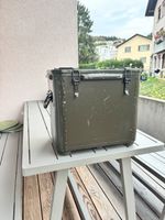 Schweizer Armee Essensbehälter Metall oliv gebraucht