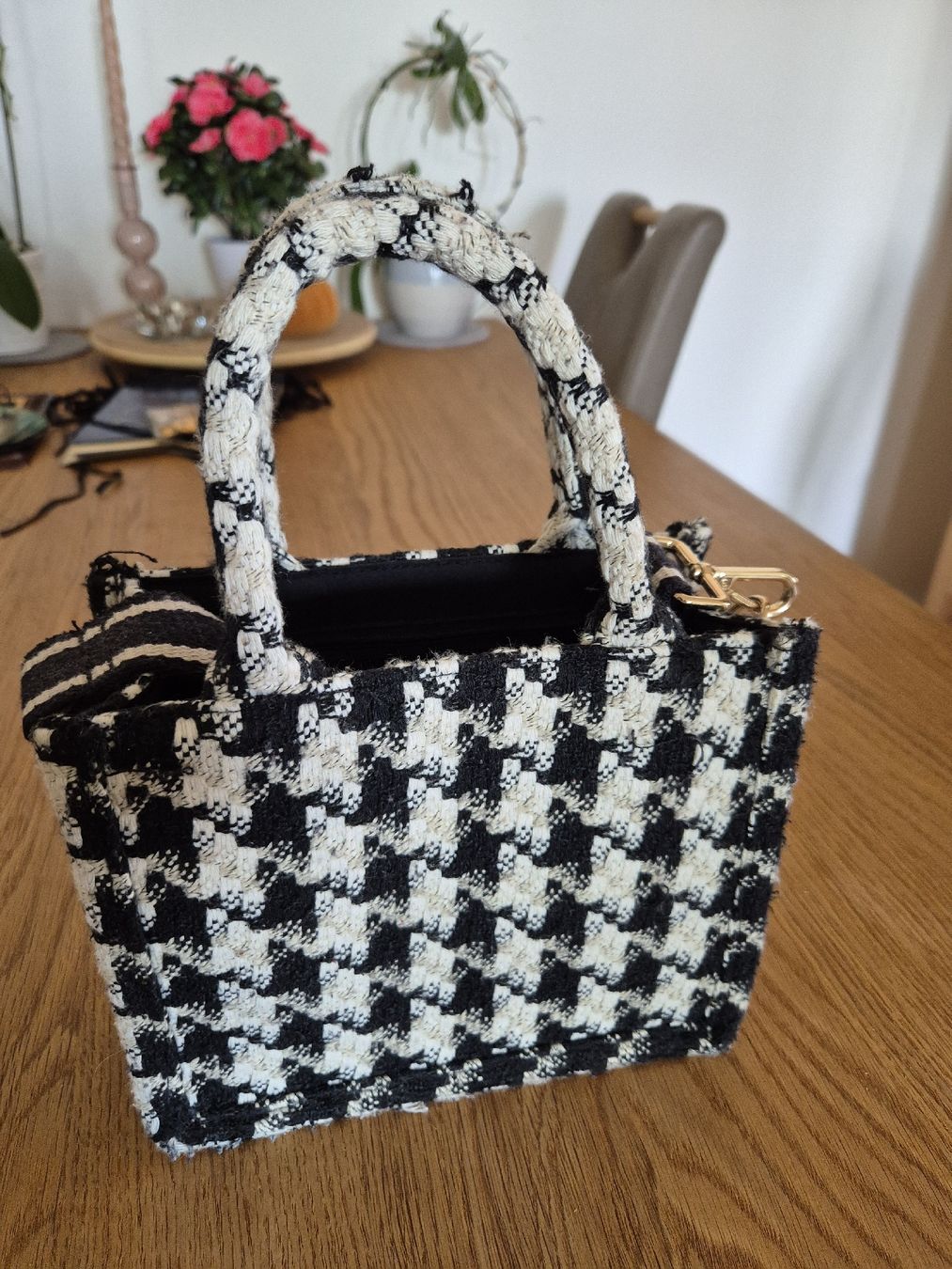 H&M Sacs femmes: Handtasche – D'occasion à Goldach par Mona.93