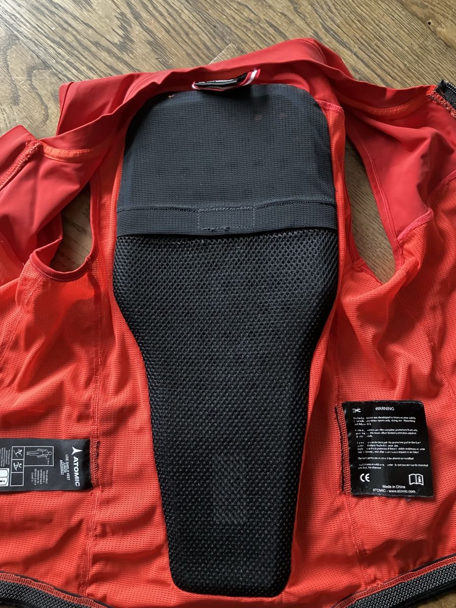 Atomic Protezioni & Imbottiture: Rückenprotektor Atomic Live Shield Vest Junior – Usato da Zürich venduto da Bubikon1 4