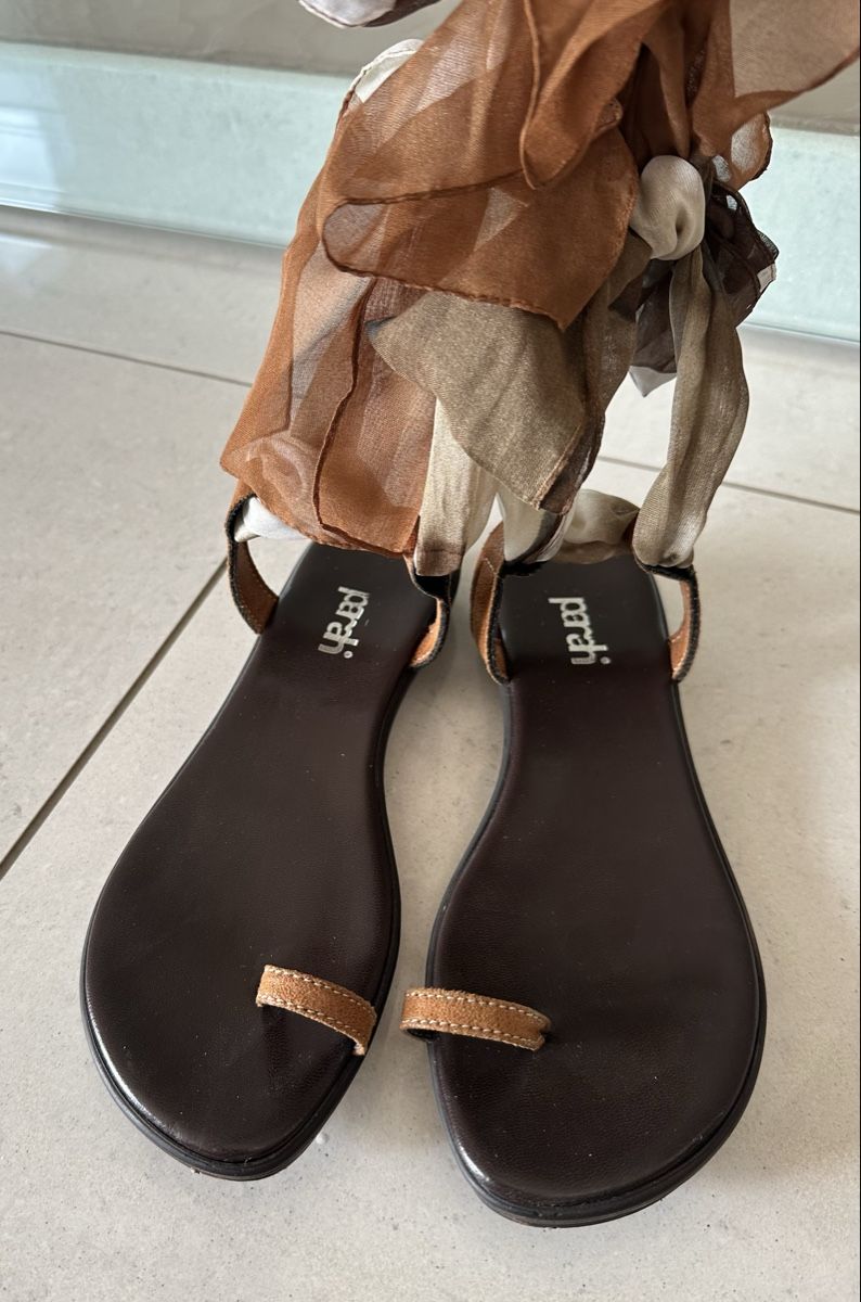 Damenschuhe: Sandali in pelle Parah – Gebraucht aus Castel San Pietro von Moregi 3