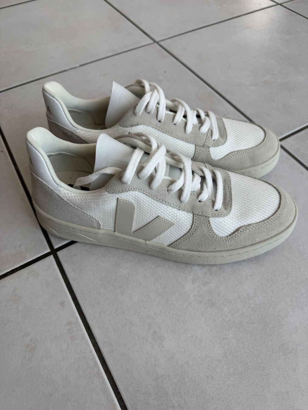 Veja Herrenschuhe: Veja V-10 Gr. 43 neu – Neu und originalverpackt aus Glis von sportivo88