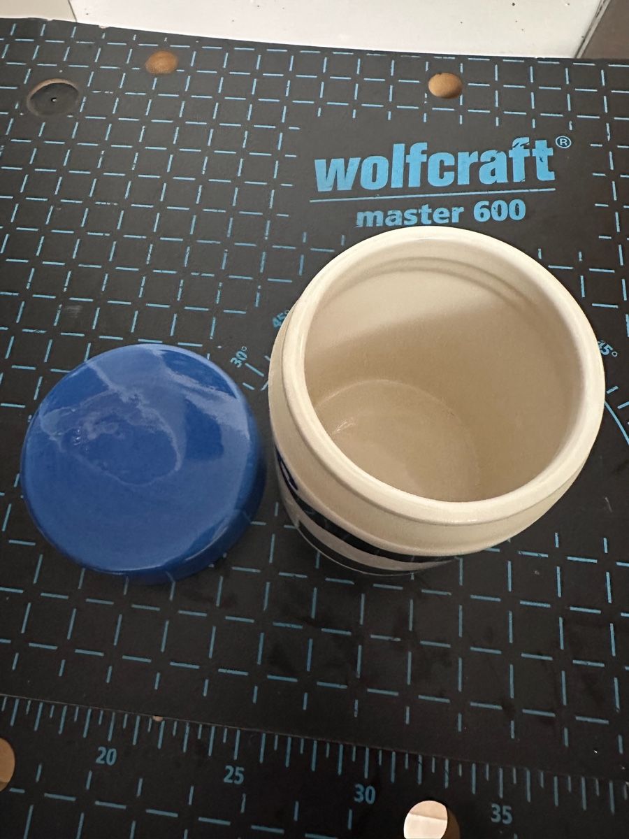 Contenitori & Simili: Vaso con baffi – Usato da Novaggio venduto da WildSam 2