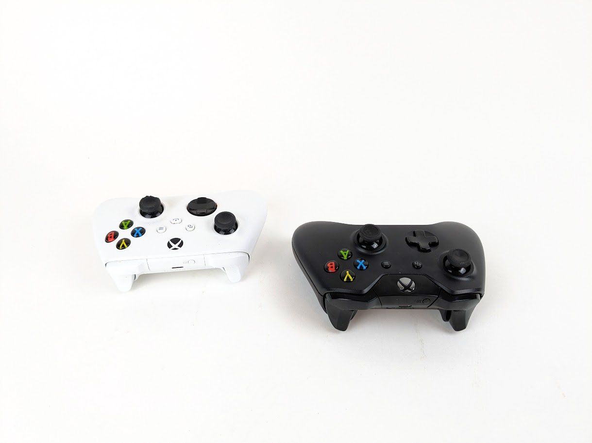 Controller: XBOX Kontroller 2 Stk. – Usato da Thun venduto da Restwert_Thun
