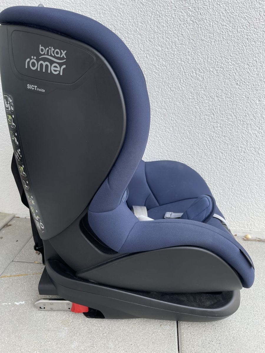 Britax Römer Seggiolini per auto: Britax Römer Trifix Kindersitz – Usato da Niederweningen venduto da Crocodileandy 1