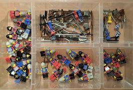 Lego Vintage Ritter Figuren und Waffen Konvolut