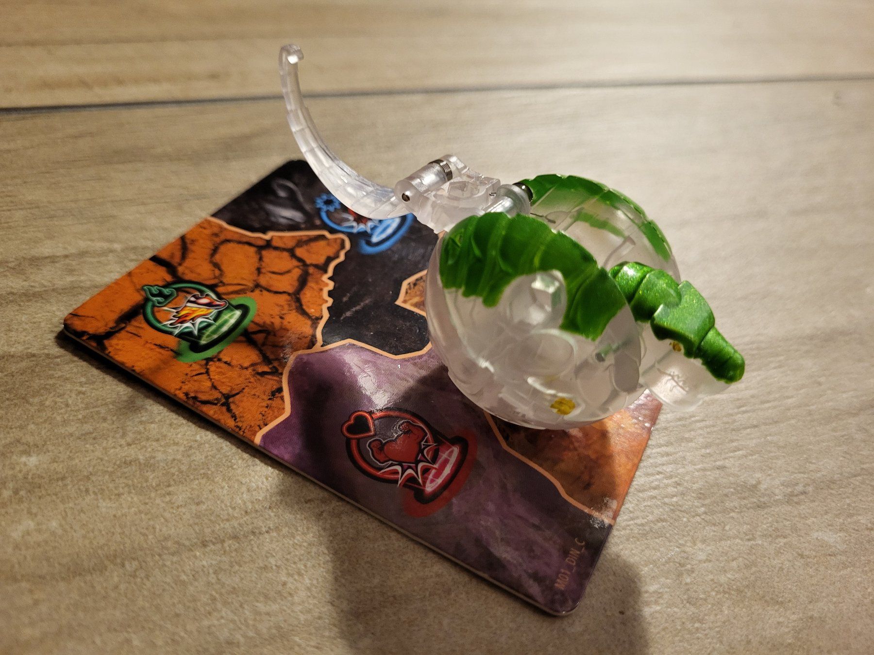 Spielzeuge: Lot de 3 Bakugan avec carte lanceur – Gebraucht aus Vucherens von Marine-DM 1