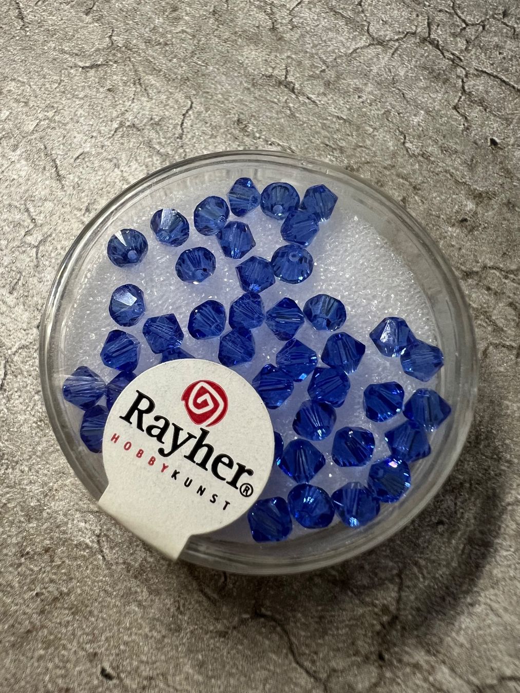 Perle (finte): Rayher / Swarovski Perlen 4mm – Nuovo e nell'imballaggio originale da Stein AG venduto da Anastasia_Asya