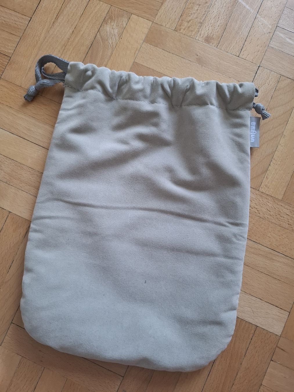 Braun Epilatori: Braun Silk-épil 9 & Bikini Styler – Nuovo (secondo la descrizione) da Luzern venduto da naira1213 7