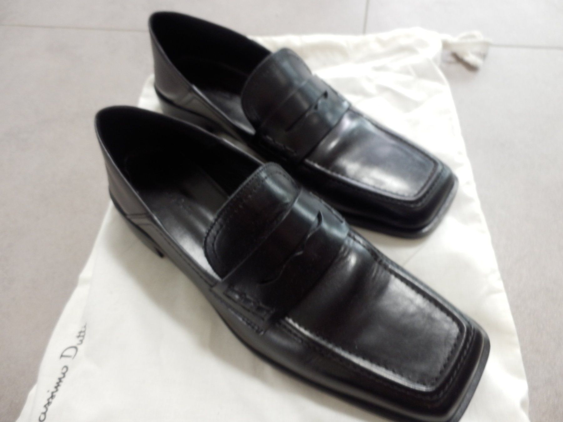 Massimo Dutti Scarpe da donna: Mocassin Massimo Dutti noir taille 40 neuf – Nuovo (secondo la descrizione) da Apples venduto da Photec18 2