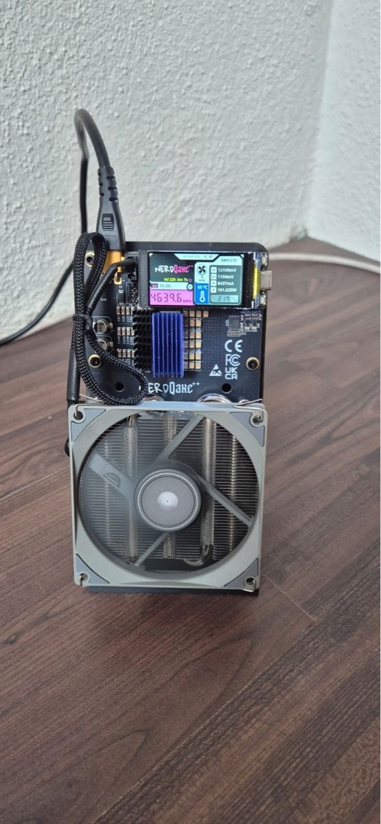 Coin Miner: Kryptominer Nerdqaxe 4,8 Ths – Nuovo (secondo la descrizione) da Bolken venduto da Romeo80 4
