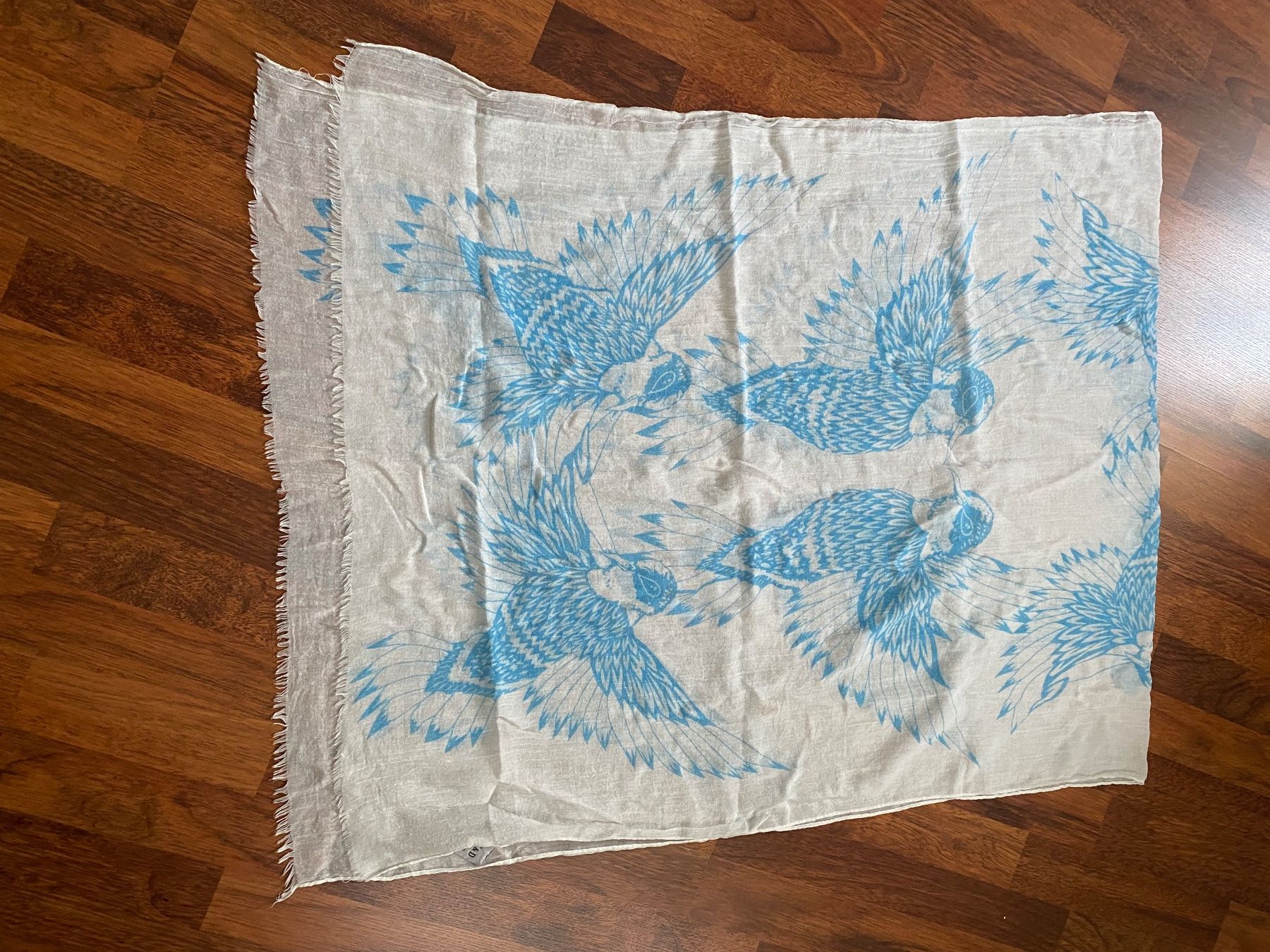 Foulard & Sciarpe: Leichter Sommer-Schal mit Vogelmotiv – Usato da Stadel b. Niederglatt venduto da sandart 1