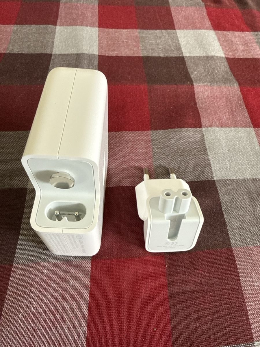 Apple Chargeur: Apple 67W USB-C Power Adapter – D'occasion à Zürich par sha_vw65 3