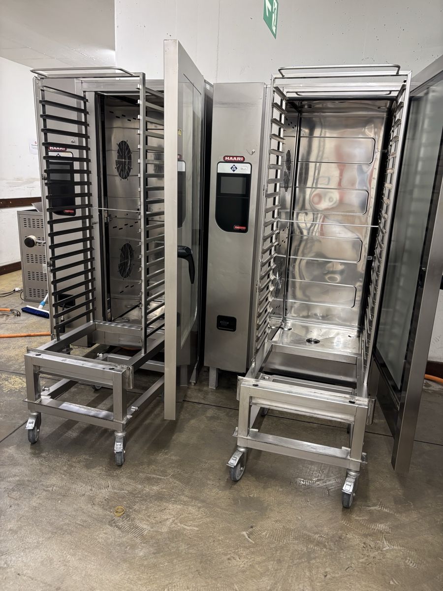 Forni: MKN Combi Steamer Profi 2 Stück – Usato da Dietikon venduto da dia_y8y5 8
