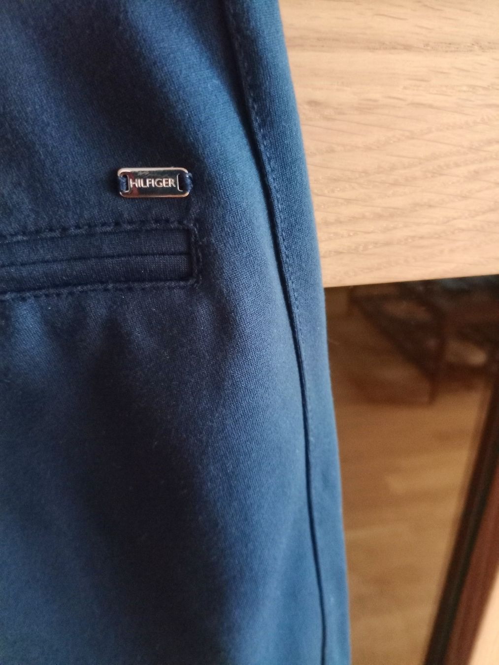 Tommy Hilfiger Pantaloni: Damen Hosen Hilfiger – Usato da Disentis-Muster venduto da Bix03 1