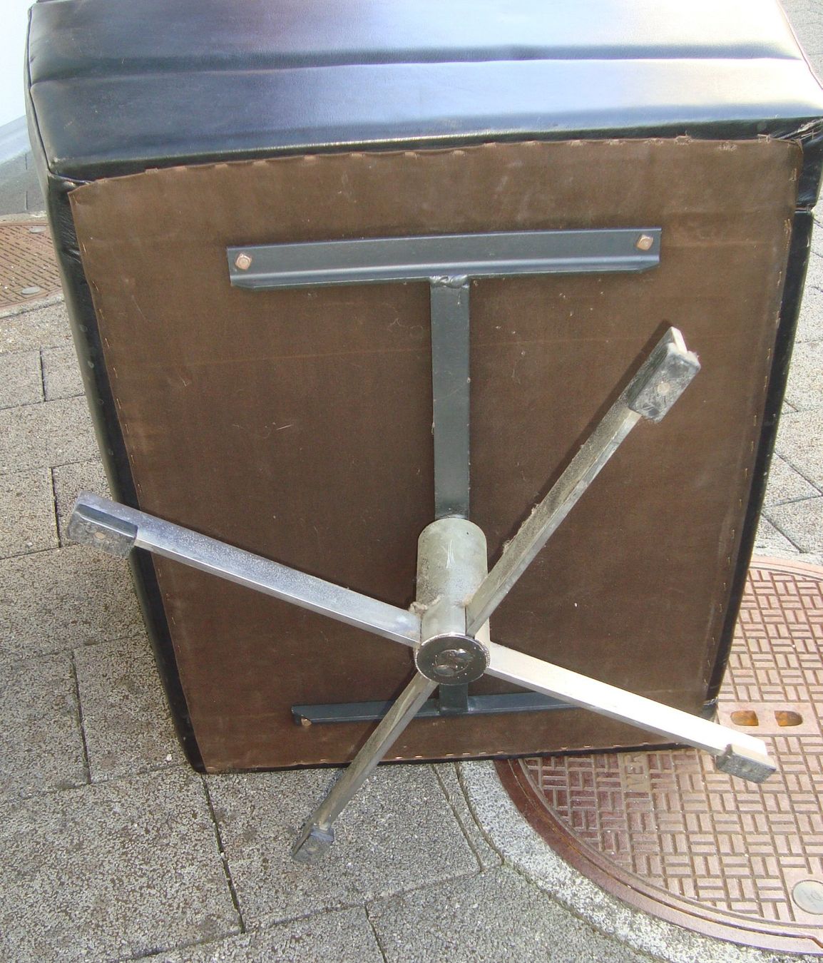 Poltrone: Design Leder Sessel, drehbar – Usato da Oberdorf NW venduto da Lufao 8