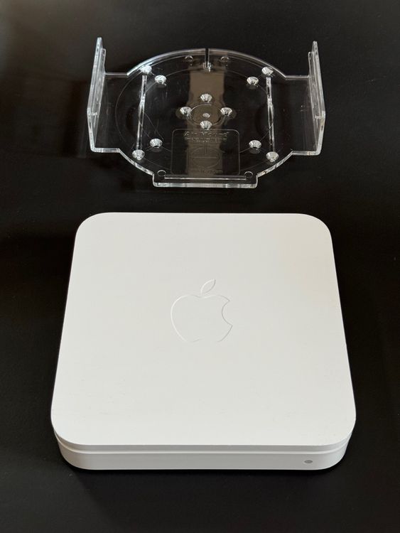 Apple Airport Extreme mit Wandhalterung ab CHF 1.– | Kaufen auf Ricardo