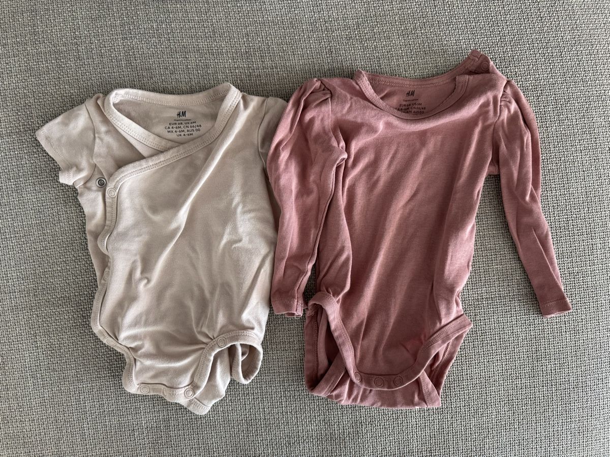 H&M Lotti & Set di vestiti: H&M Baby Bodys Grösse 68 – Usato da Uster venduto da ald_zc66 2