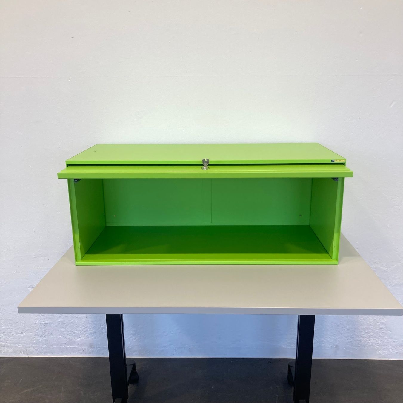 Lista Armadi: Lista Office LO Locker Modul Hellgrün mit Schlüssel – Usato da Schönenwerd venduto da mcofficeshop 1