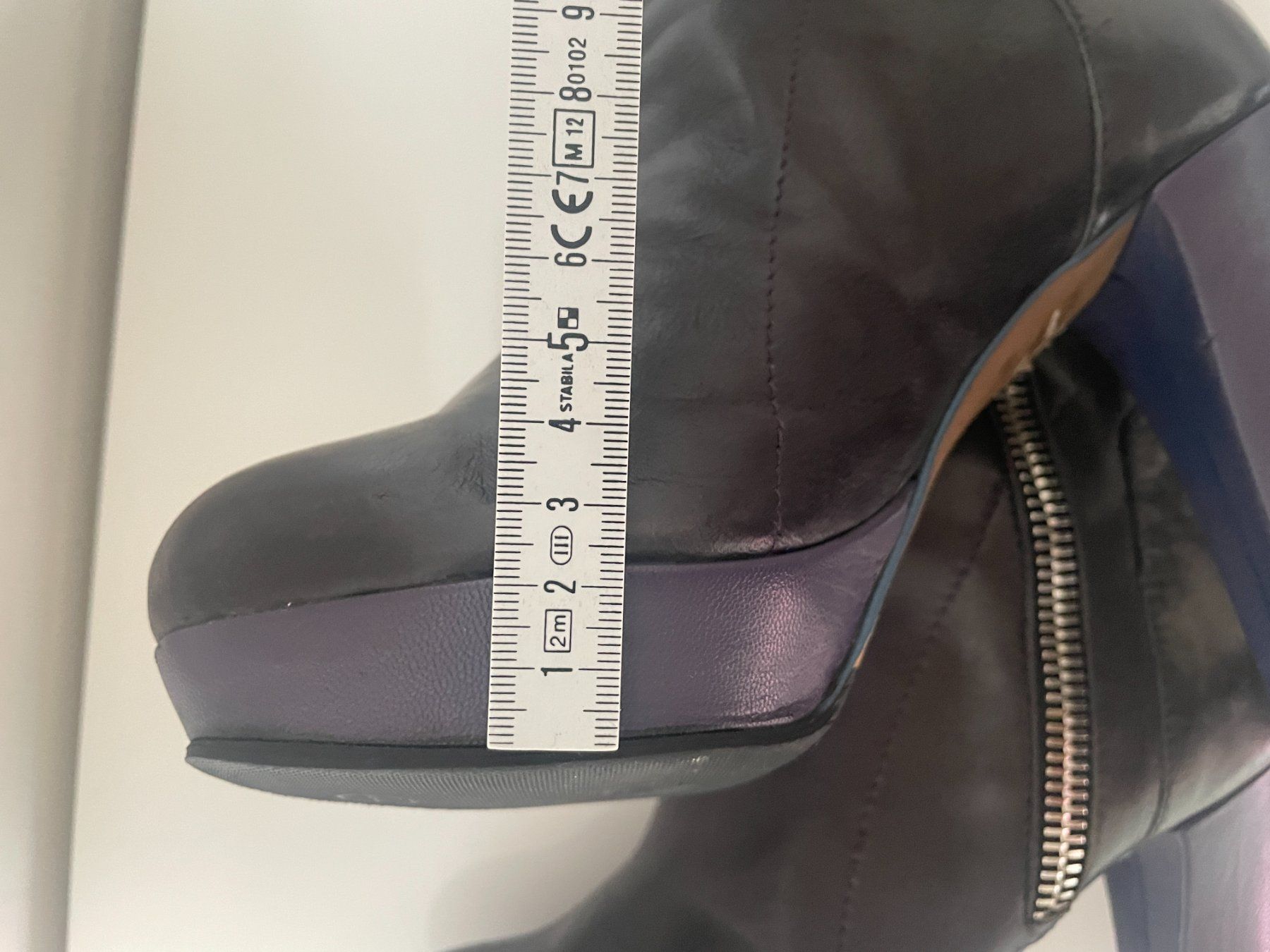 Scarpe da donna: Vintage Costume National Leather Boots – Usato da Zürich venduto da nao_6f5t 6