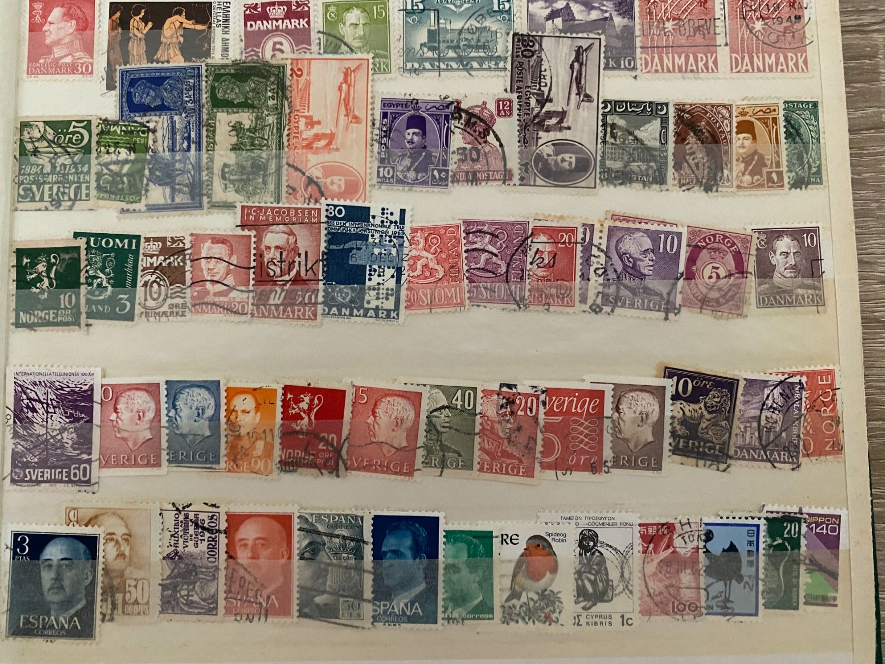 Alle Briefmarken: Briefmarken Sammlung  Welt 80 stuck – Gebraucht aus matten b. interlaken von jfran17 3