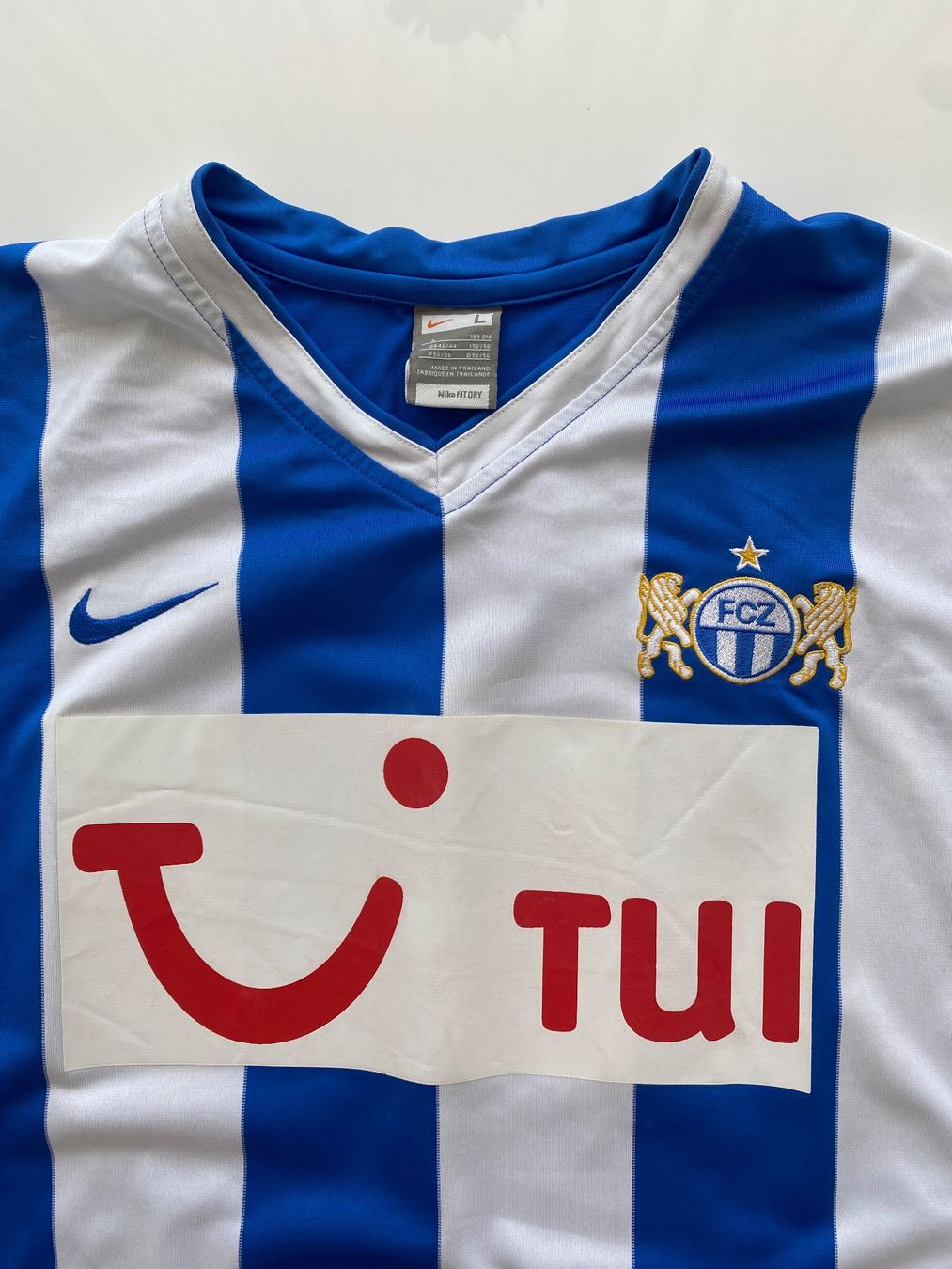 Canottiere & Pantaloni: FC Zürich Trikot Saison 2008/2009 – Usato da Volketswil venduto da alk_6rmq 1