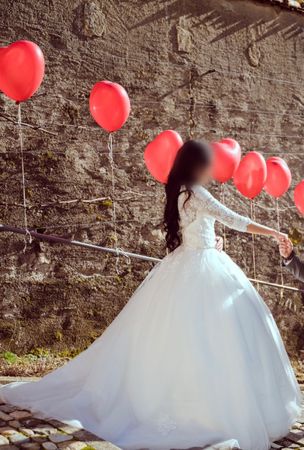 Brautkleid zu verkaufen – Grösse 34–38 inkl. Petticoat
