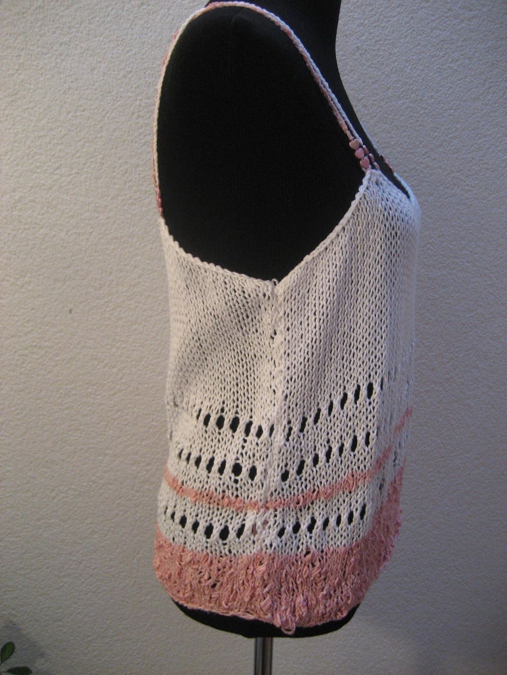Top: Top tricot taille XL, neuf – Nuovo e nell'imballaggio originale da Delémont venduto da marryb 2