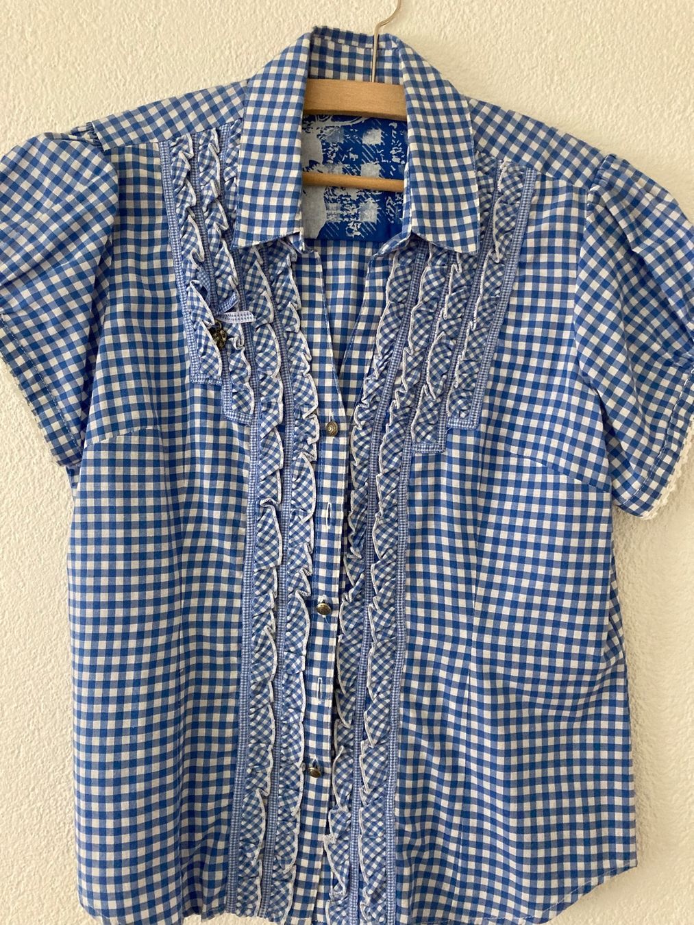 Blusen: Trachtenbluse – Gebraucht aus Neu St.Johann von har_f865