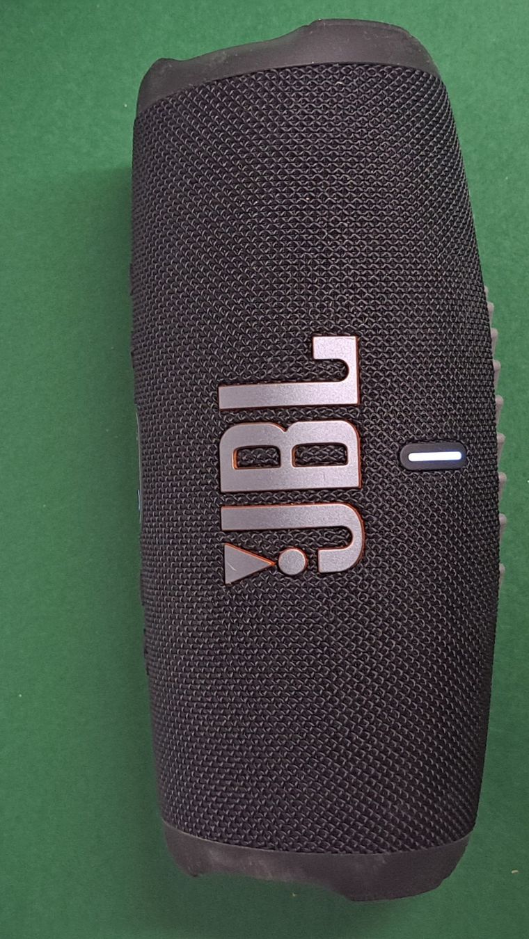 JBL Haut-parleurs: JBL ORIGINAL BLUETOOTH Boxe  – Défectueux à Biel/Bienne par Sasha4u 1