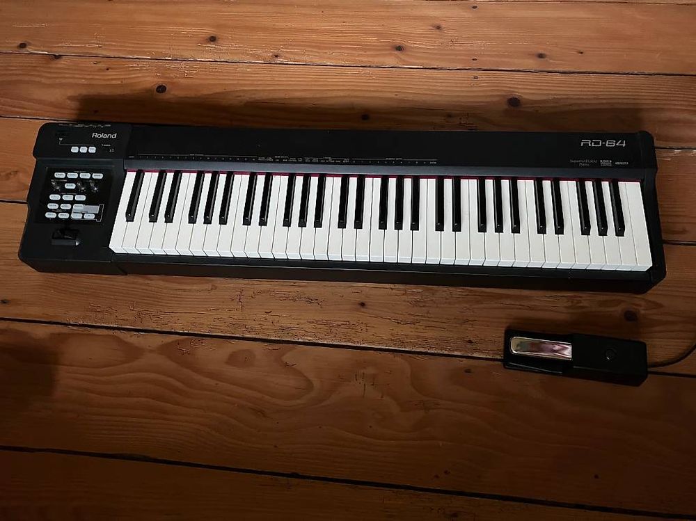 Roland RD 64, handliches Studio & Stage Piano (Gebraucht) in Winterthur ...