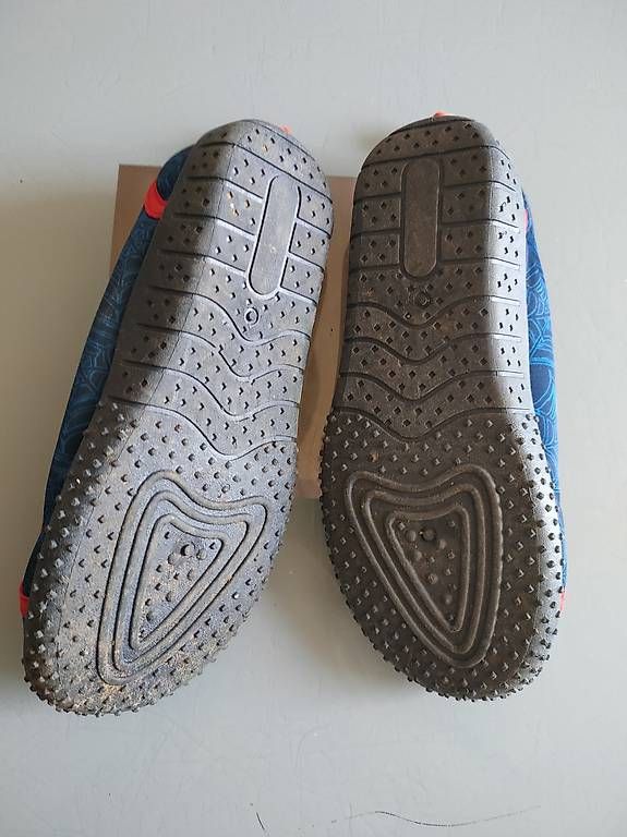 Schuhe für Jungen: Chaussons enfants pour la plage – Gebraucht aus Bière von bla_b9zg 1