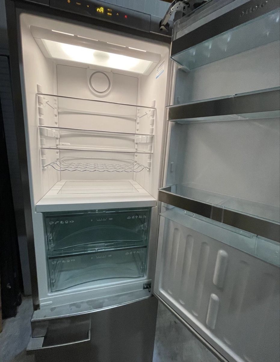 Kühlschrank: Miele Kühlschrank KFN14927SDed-1 – Gebraucht aus Luzern von Fabian_Ni 2