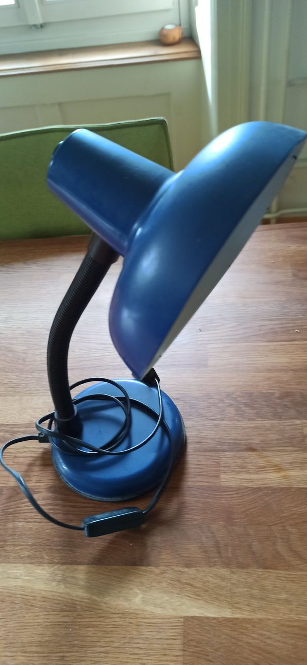 Lampade: Disign Lampe – Usato da Luzern venduto da Hherger