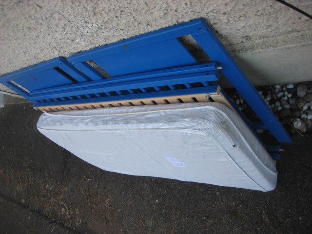 Letti: Kinderbett blau – Usato da Winterthur venduto da Lunaticalpha1 5