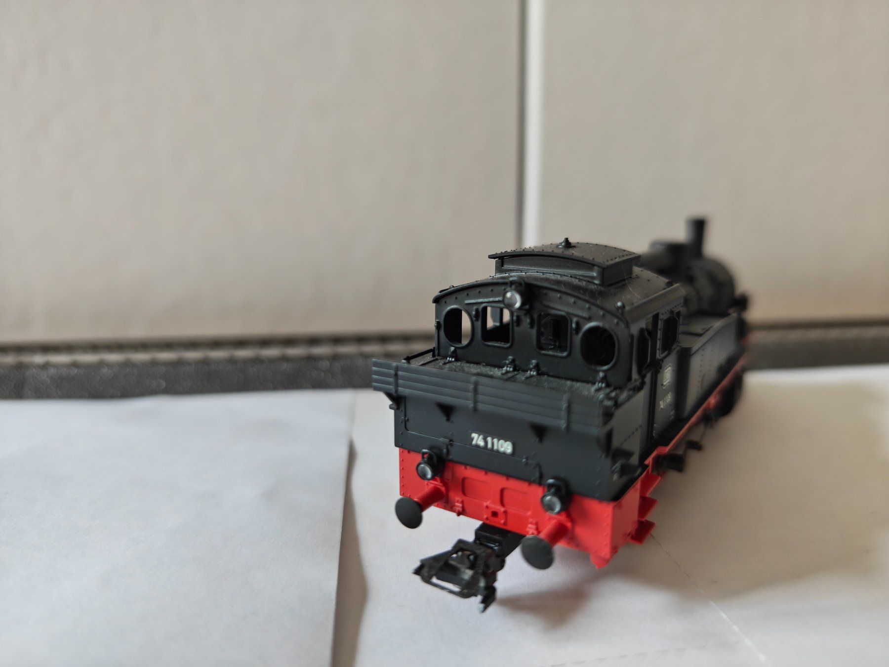 Märklin Modellini di ferrovie: Märklin DB BR 74 digital – Usato da Bern venduto da JGBahn 3
