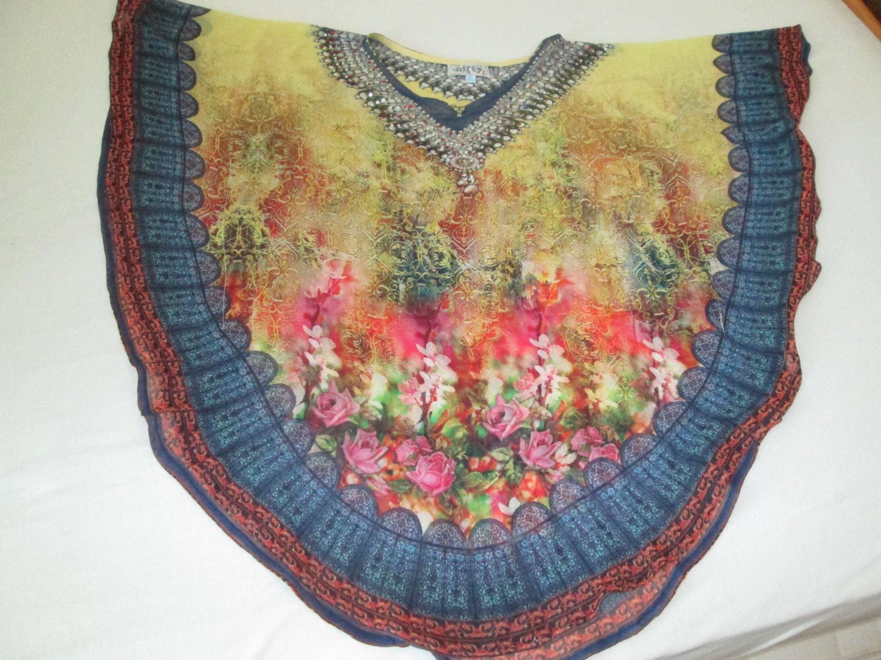 Blouses, T-shirts & Tops: Tunika – D'occasion à Neuchâtel par Dualseele 2