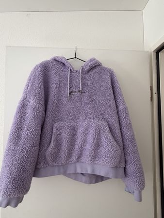 Karl Kani Hoodie Teddyfell lila