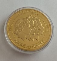 Vergoldete Münze Queen mit Edelstein - 2002