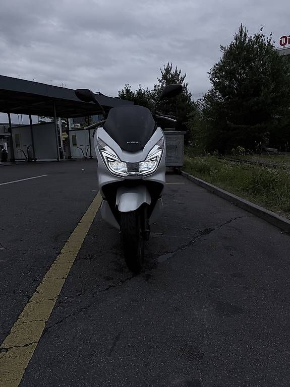 Strada: Honda pcx 125ccm – Usato da nürensdorf venduto da arsimh02 4