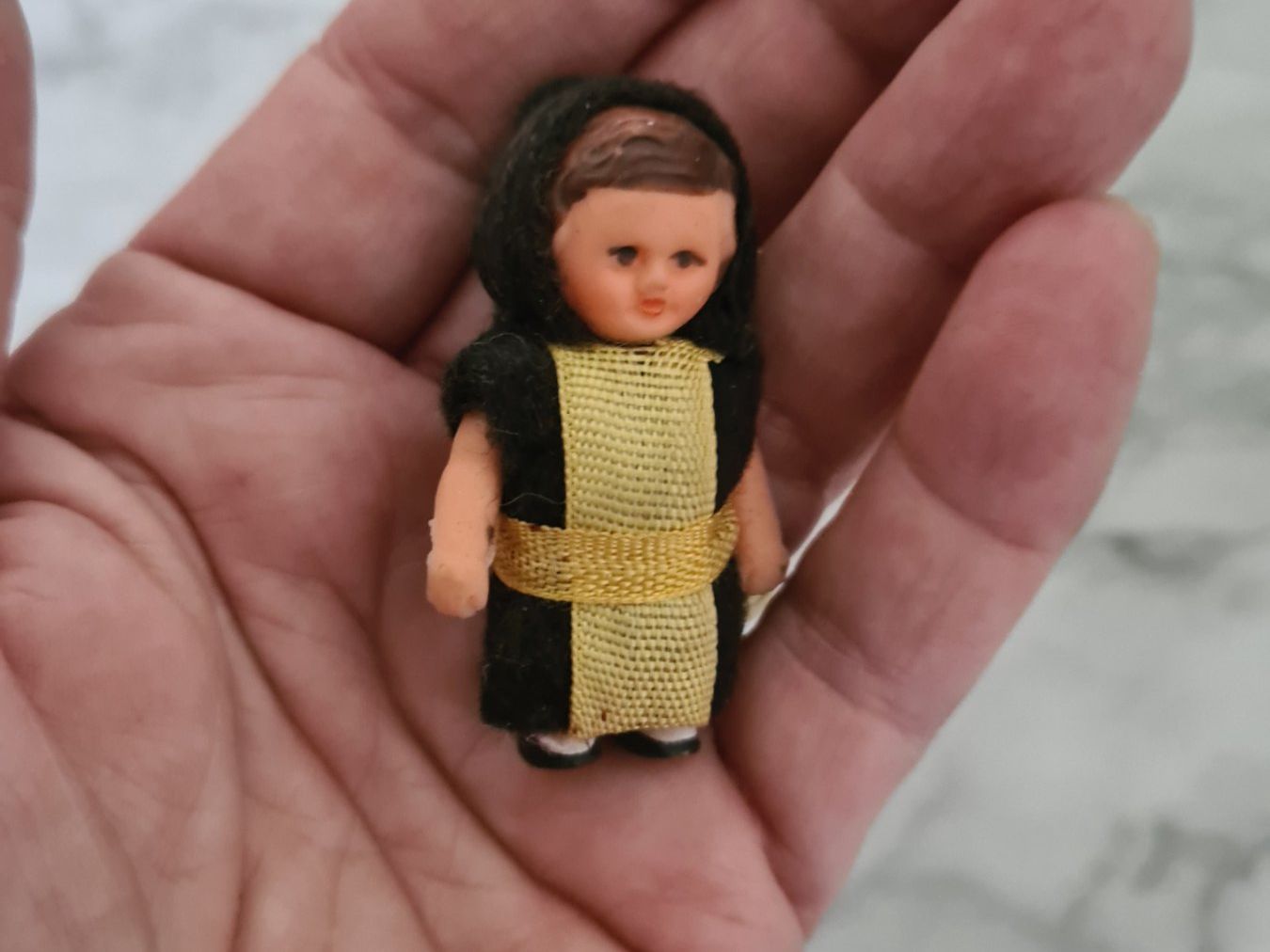 Bambole: Antikes Mini Püppchen Gummi Münchner Kindl, 1950, 5 cm – Usato da Winterthur venduto da bibummi