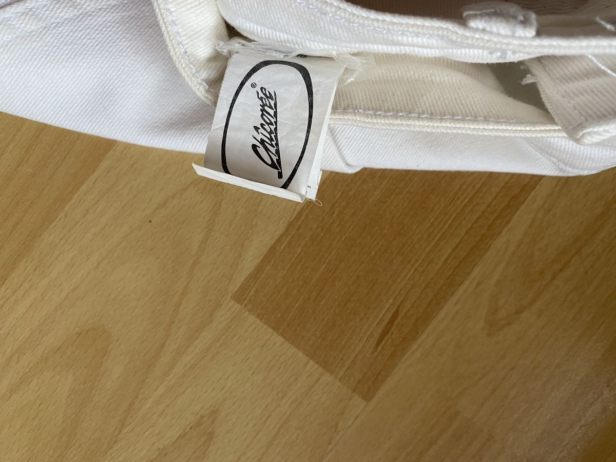 Pantaloni: Coole weisse Hose, Grösse 36 – Usato da Adelboden venduto da lar_8mbg 1