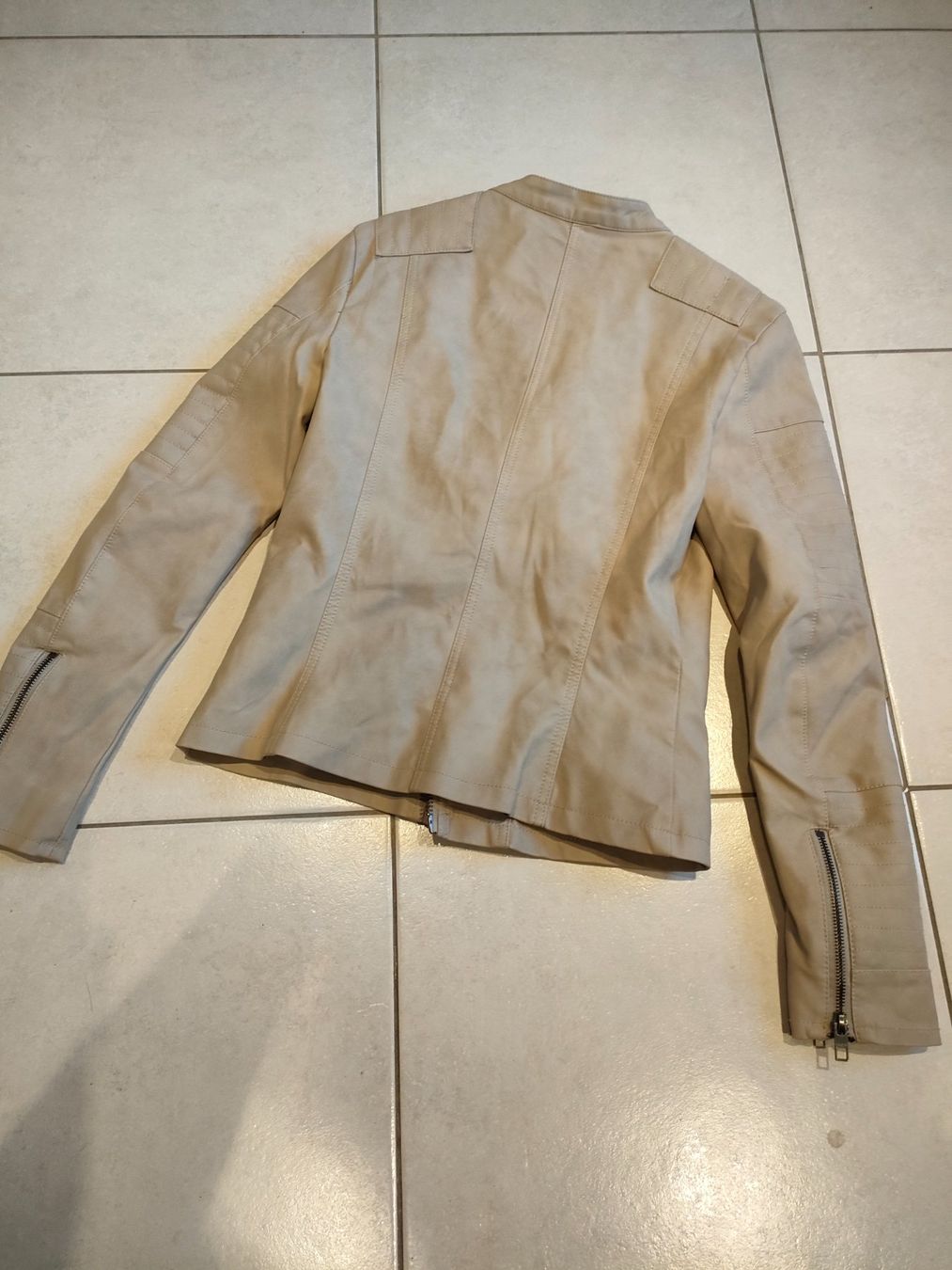 Only Giacche: Jacke Gr.36 – Usato da Adelboden venduto da Lammhult 4